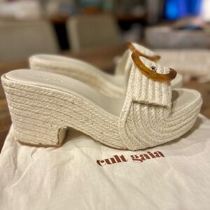 NWT✨ Cult Gaia Raffia Platform Heel | Size 40